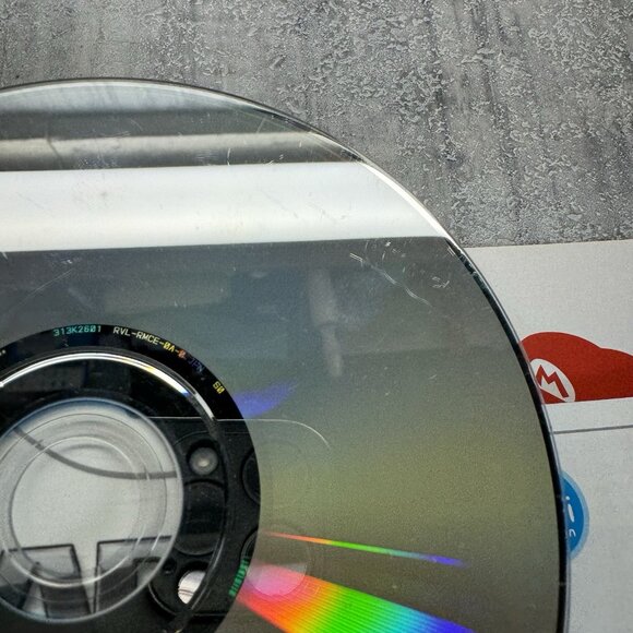 Mario Kart Wii (Nintendo, 2008) CIB Complete w/ Manual And Insert - Picture 2 of 5